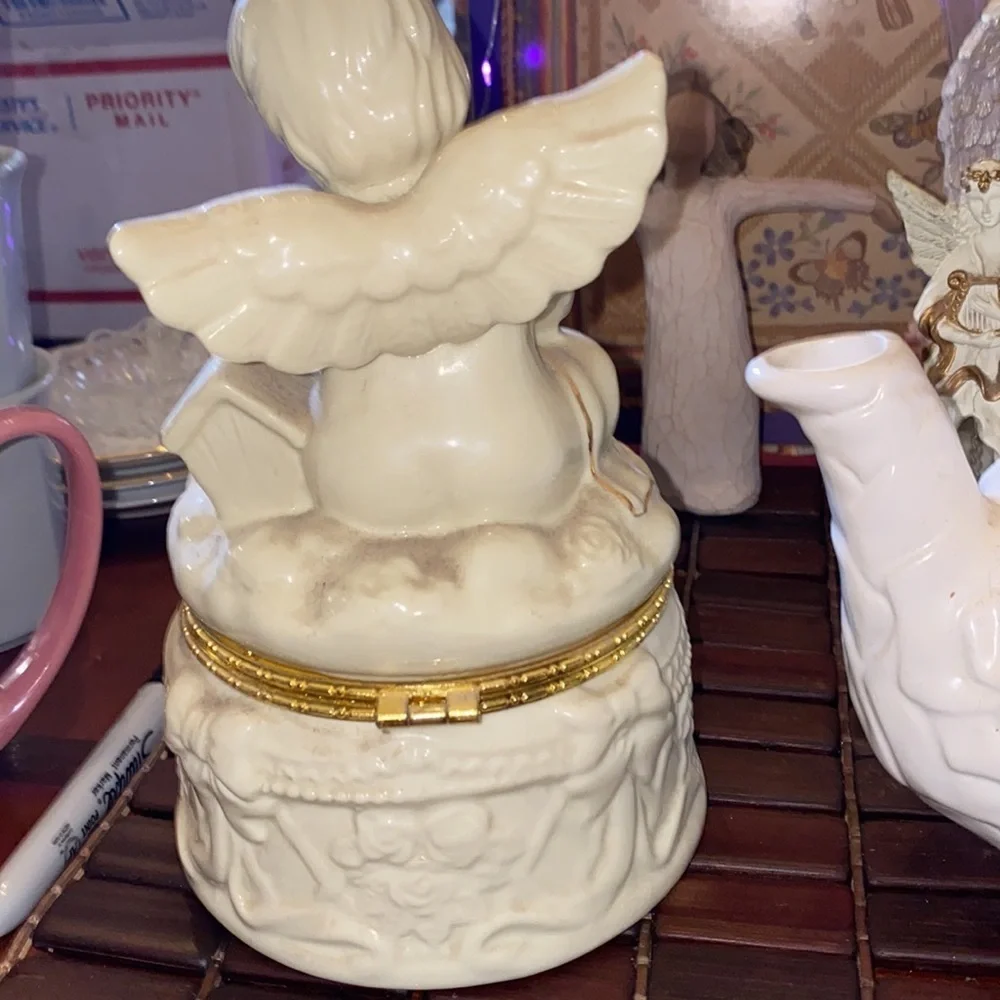 Bundle of angle pieces including a teapot, jewelry holder, candle holder, bell